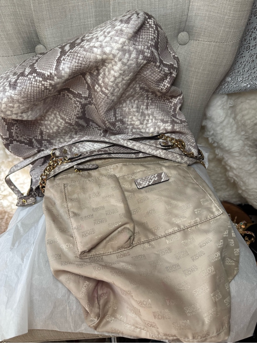 Michael Kors Beige Snake-Print Shoulder Tote with Matching Wallet - Picture 10 of 10